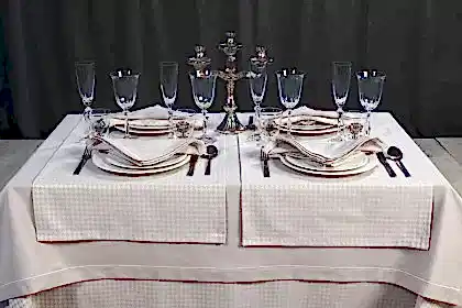 Damask fabric for restaurant table linen Mikado Collection